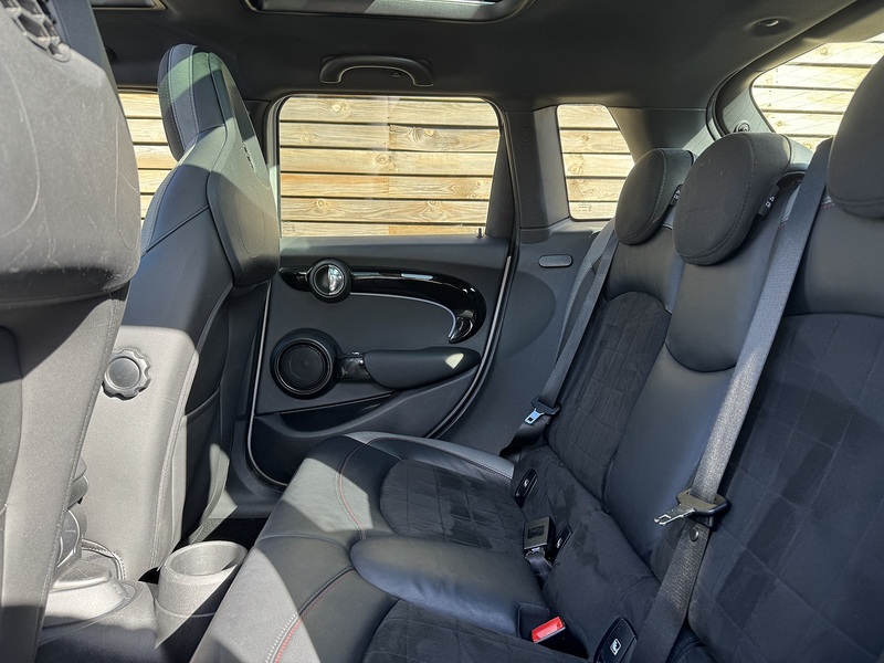 MINI Hatch 2022'22 Cooper Sport | Pan Roof | Car Play - U9000