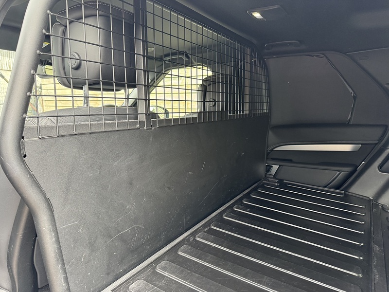 Land Rover Discovery 2022'72 D300 MHEV R-Dynamic HSE | Rear Seat Conv Available - U9009