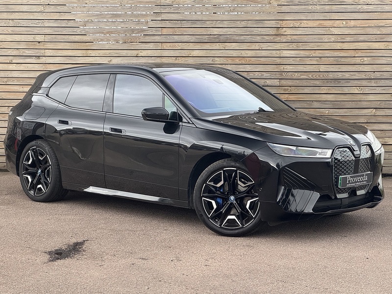 BMW iX 2023'23 50 M Sport | Sky Lounge Pack | Comfort Pack - U9012