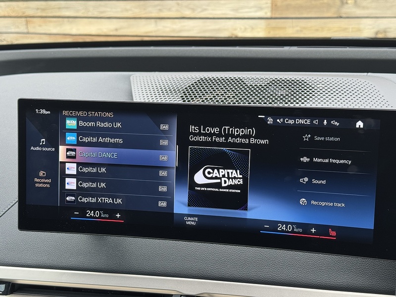 BMW iX 2023'23 50 M Sport | Sky Lounge Pack | Comfort Pack - U9012