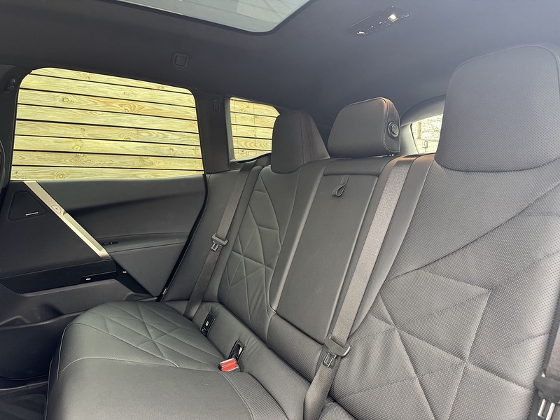 BMW iX 2023'23 50 M Sport | Sky Lounge Pack | Comfort Pack - U9012