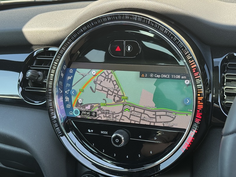 MINI Hatch 2023'73 Cooper S Sport | Zesty Yellow | Pan Roof - U9013