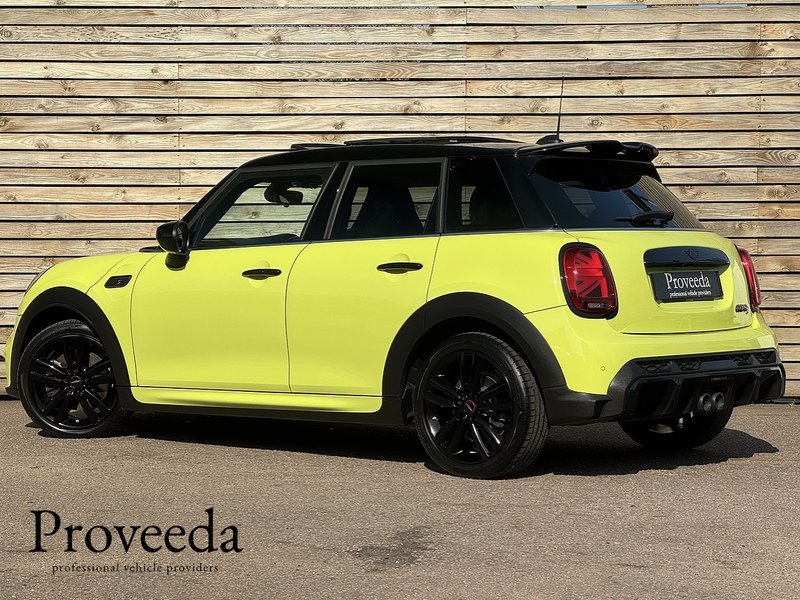 MINI Hatch 2023'73 Cooper S Sport | Zesty Yellow | Pan Roof - U9013