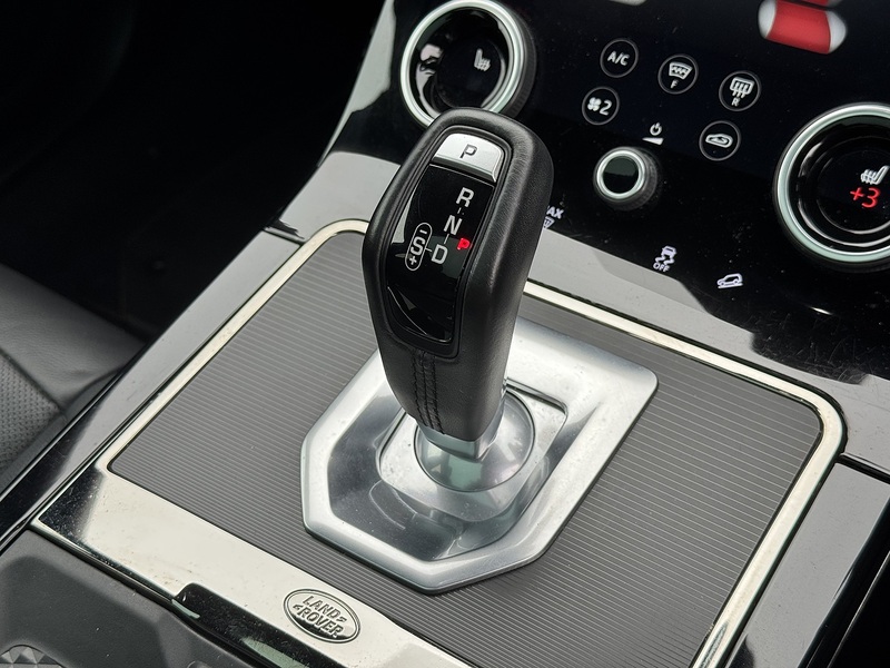 Land Rover Range Rover Evoque 2020'20 D180 MHEV R-Dynamic SE | Pan Roof | Heated Steering Wheel - U9014