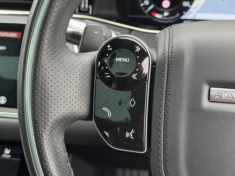 Land Rover Range Rover Evoque 2020'20 D180 MHEV R-Dynamic SE | Pan Roof | Heated Steering Wheel - U9014