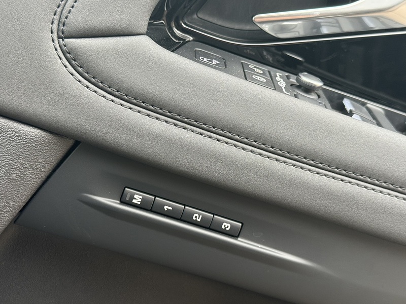 Land Rover Range Rover Evoque 2020'20 D180 MHEV R-Dynamic SE | Pan Roof | Heated Steering Wheel - U9014