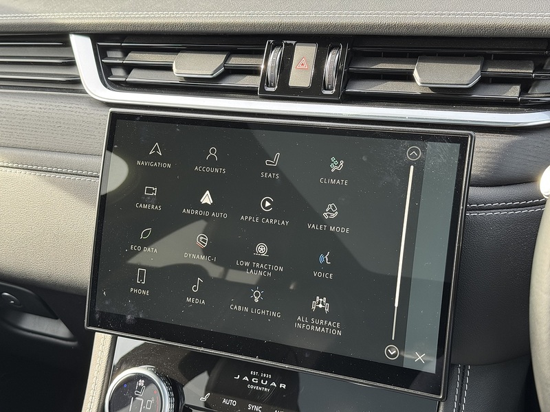 Jaguar F-PACE 2023'73 D200 MHEV R-Dynamic HSE Black | Pan Roof | Front Memory Seats - U9015