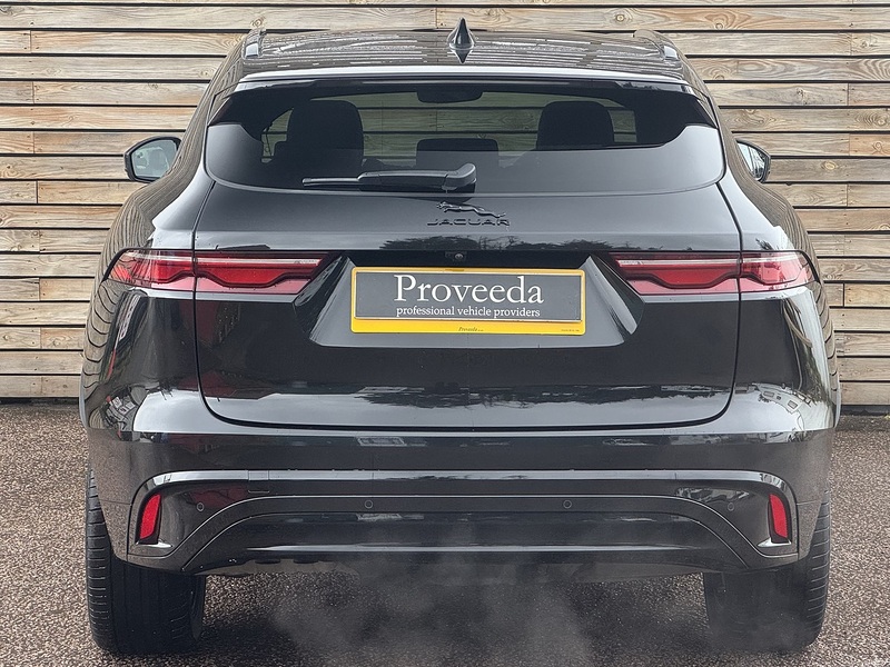 Jaguar F-PACE 2023'73 D200 MHEV R-Dynamic HSE Black | Pan Roof | Front Memory Seats - U9015