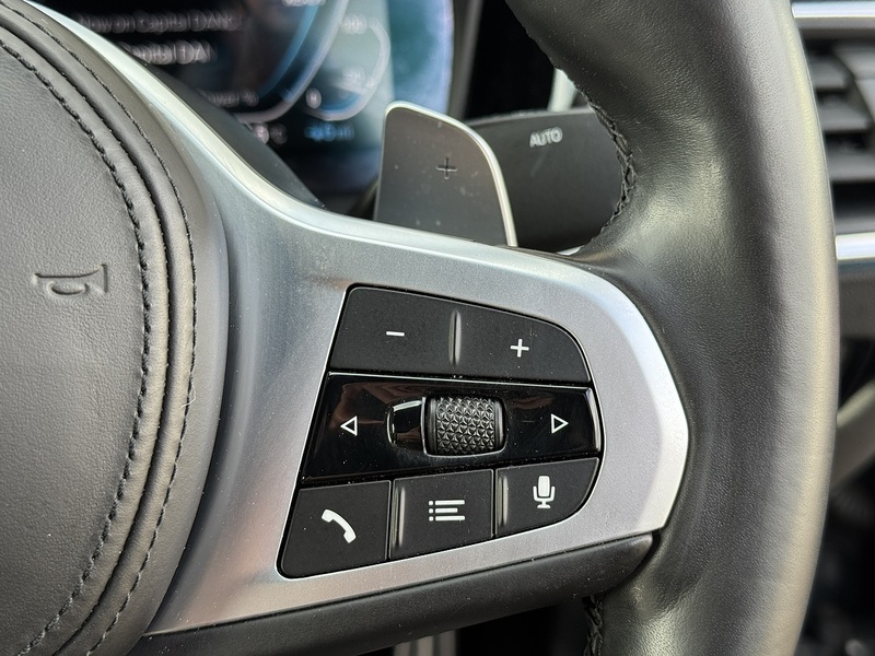 BMW 3 Series 2021'71 330e M Sport Pro Edition | Comfort Plus | Technoloy Pack - U9016