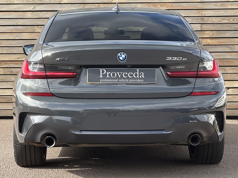 BMW 3 Series 2021'71 330e M Sport Pro Edition | Comfort Plus | Technoloy Pack - U9016
