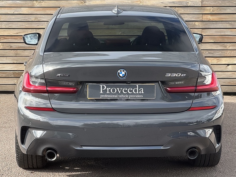 BMW 3 Series 2021'71 330e M Sport Pro Edition | Comfort Plus | Technoloy Pack - U9016