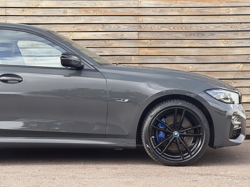 BMW 3 Series 2021'71 330e M Sport Pro Edition | Comfort Plus | Technoloy Pack - U9016