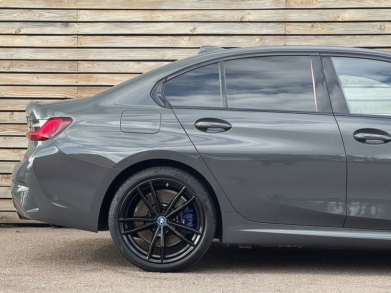 BMW 3 Series 2021'71 330e M Sport Pro Edition | Comfort Plus | Technoloy Pack - U9016
