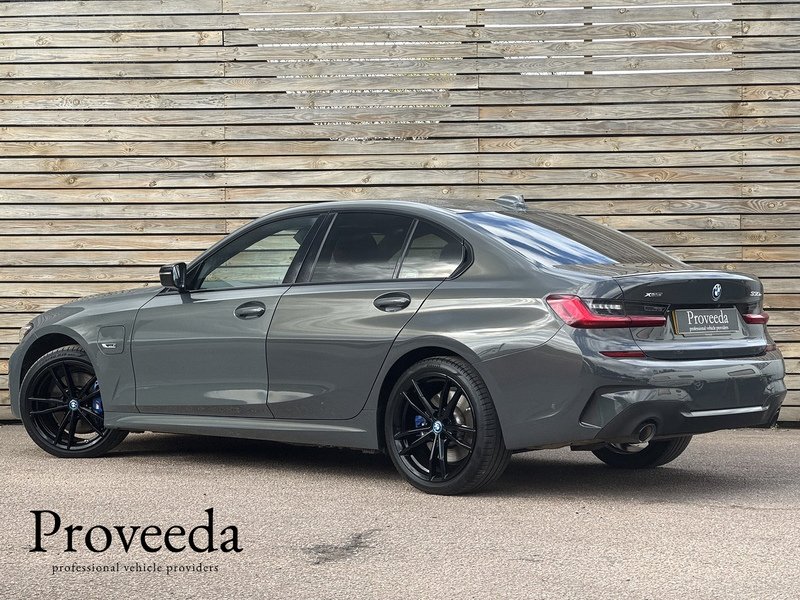 BMW 3 Series 2021'71 330e M Sport Pro Edition | Comfort Plus | Technoloy Pack - U9016