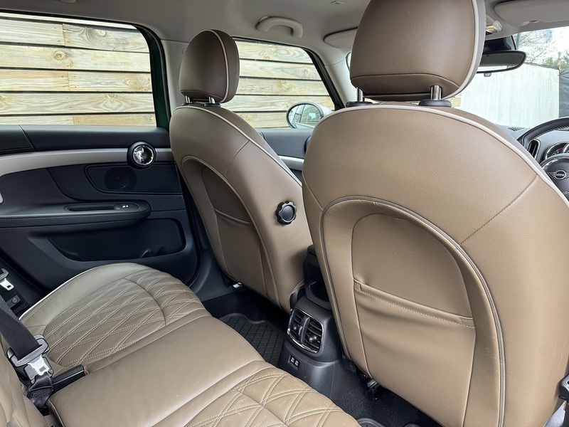 MINI Countryman 2020'20 Cooper S Exclusive | British Racing Green | Comfort Pack - U9019