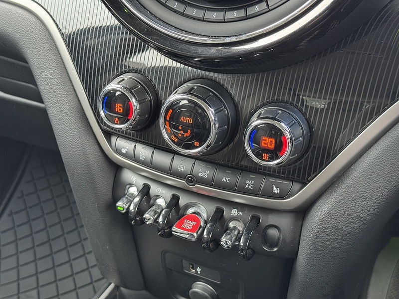 MINI Countryman 2020'20 Cooper S Exclusive | British Racing Green | Comfort Pack - U9019