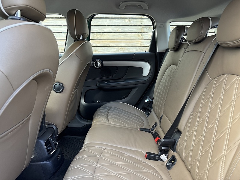 MINI Countryman 2020'20 Cooper S Exclusive | British Racing Green | Comfort Pack - U9019