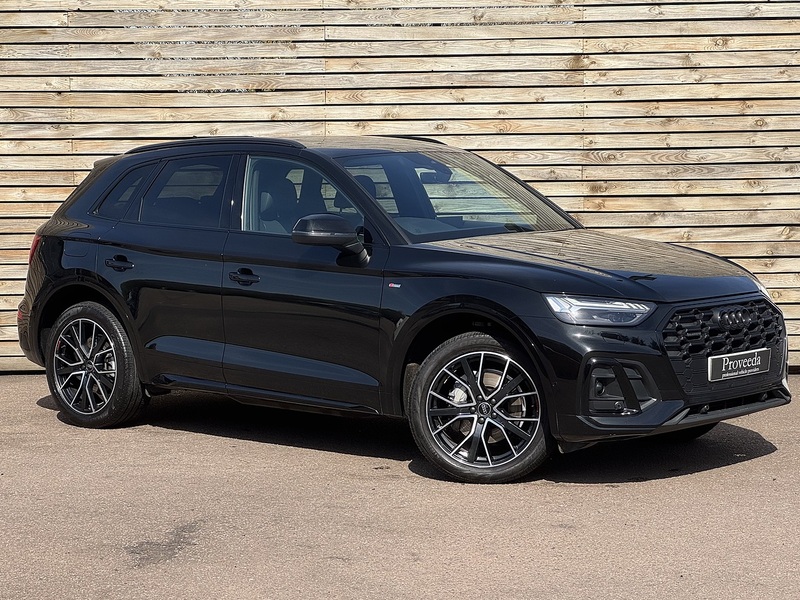 Audi Q5 2024'24 TFSI Black Edition | Comfort & Sound Pack | Reversing Camera - U9025