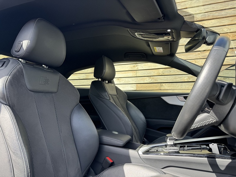 Audi A5 2021'21 TFSI S line | Daytona Grey | Car Play - U9027