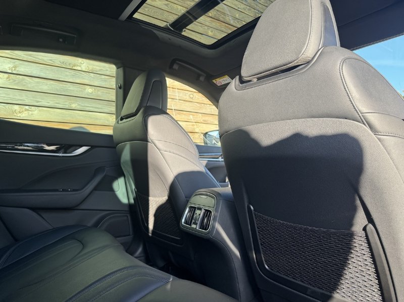 Maserati Levante 2022'22 V6 Modena | Heated Steering Wheel | Pan Roof - U9039