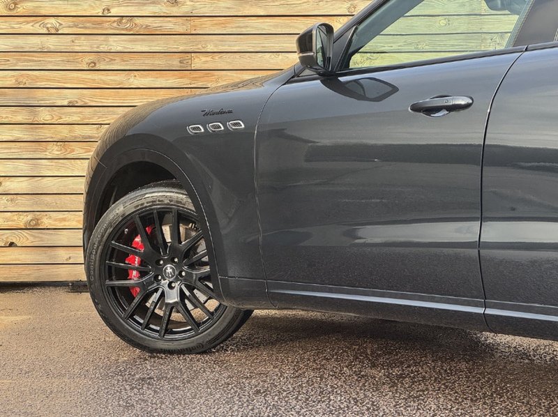 Maserati Levante 2022'22 V6 Modena | Heated Steering Wheel | Pan Roof - U9039