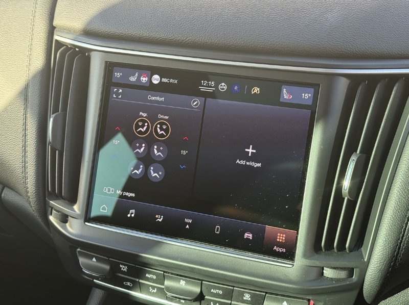 Maserati Levante 2022'22 V6 Modena | Heated Steering Wheel | Pan Roof - U9039