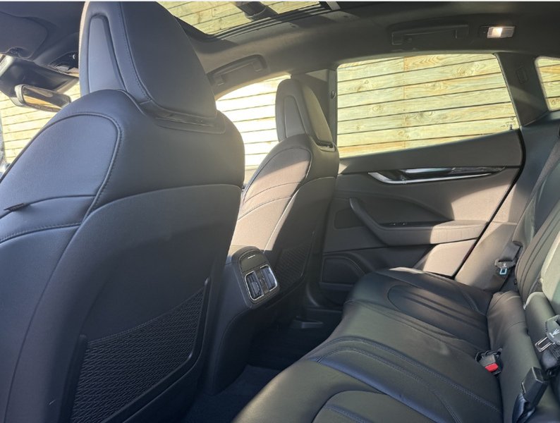 Maserati Levante 2022'22 V6 Modena | Heated Steering Wheel | Pan Roof - U9039