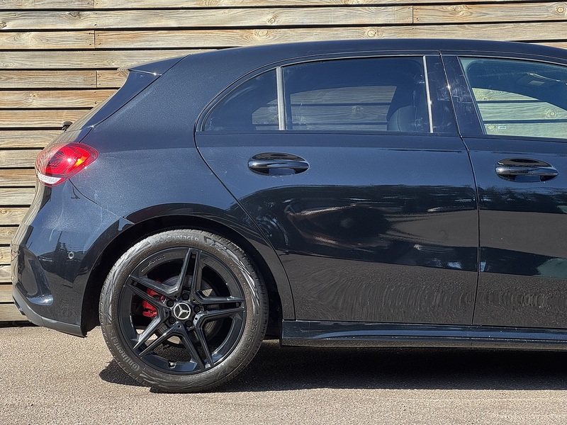 Mercedes-Benz A Class 2022'22 A180 AMG Line Edition (Executive) | Ambient Lighting | Black Styling - U9040