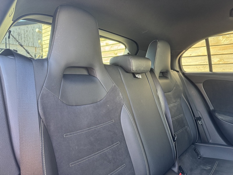 Mercedes-Benz A Class 2022'22 A180 AMG Line Edition (Executive) | Ambient Lighting | Black Styling - U9040