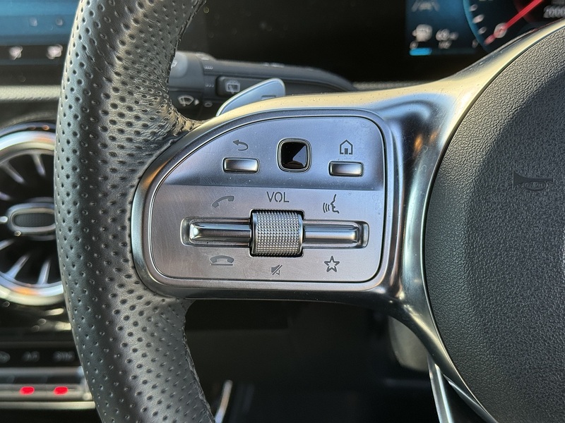 Mercedes-Benz A Class 2022'22 A180 AMG Line Edition (Executive) | Ambient Lighting | Black Styling - U9040