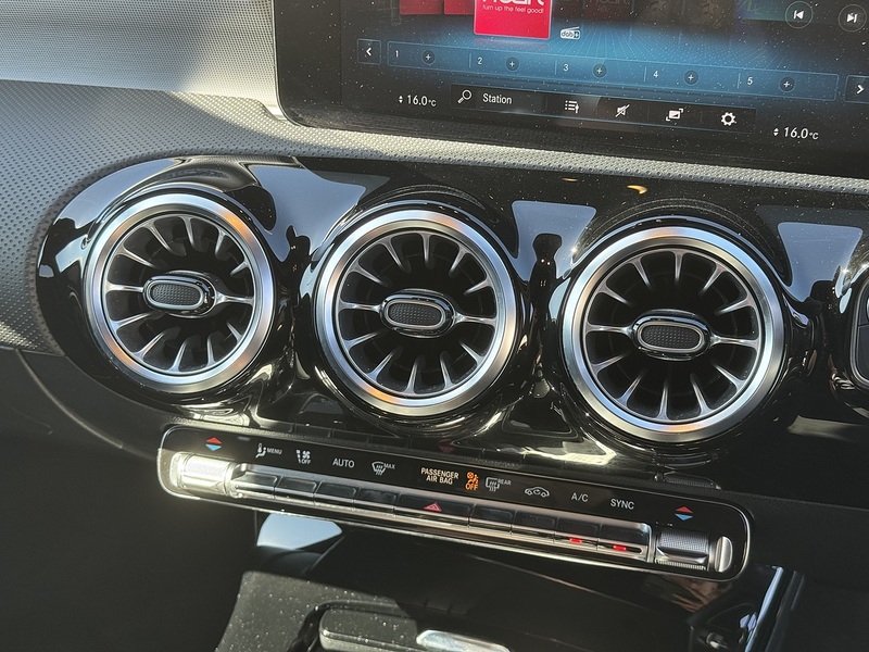 Mercedes-Benz A Class 2022'22 A180 AMG Line Edition (Executive) | Ambient Lighting | Black Styling - U9040