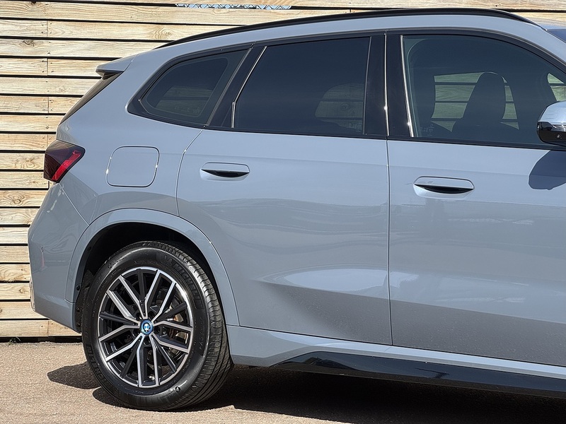 BMW X1 2024'24 25e M Sport | Technology Plus Pack | Harmon Kardon - U9041