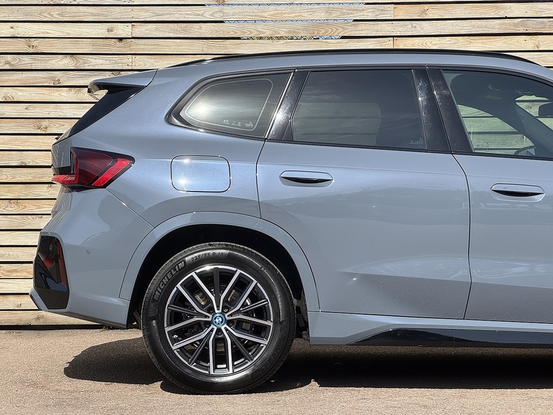 BMW X1 2024'24 25e M Sport | Technology Plus Pack | Harmon Kardon - U9041