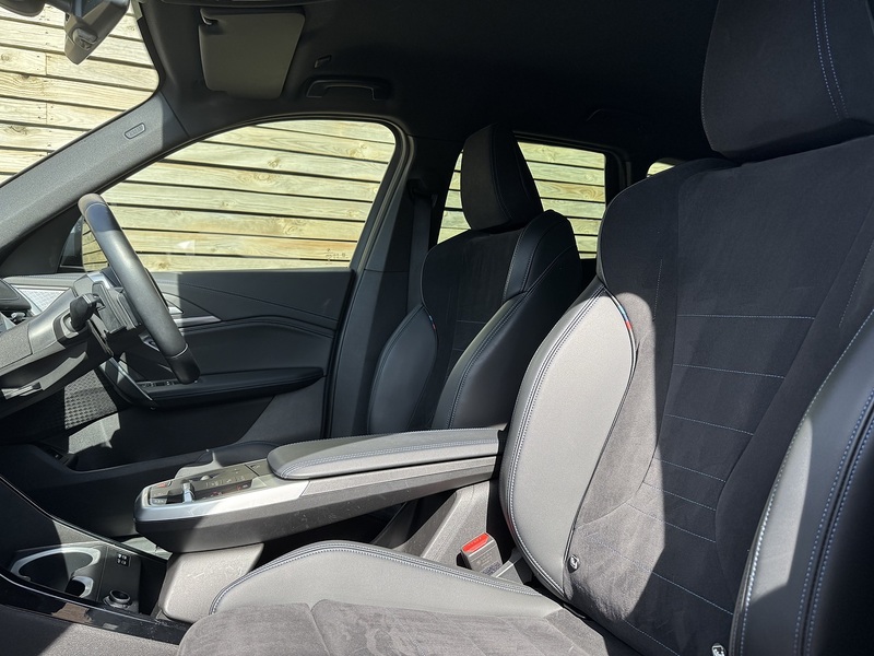 BMW X1 2024'24 25e M Sport | Technology Plus Pack | Harmon Kardon - U9041