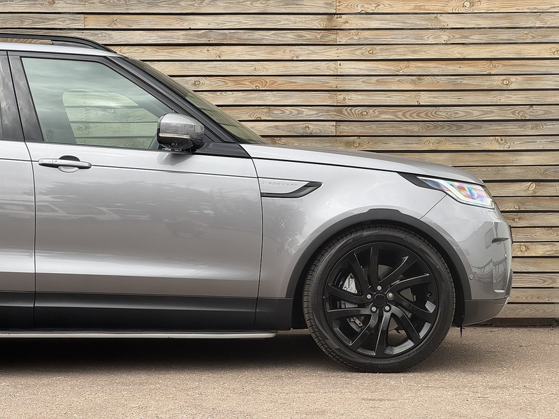 Land Rover Discovery 2021'71 D300 MHEV HSE Commercial | Rear Seat Conversion | Big Spec - U9052