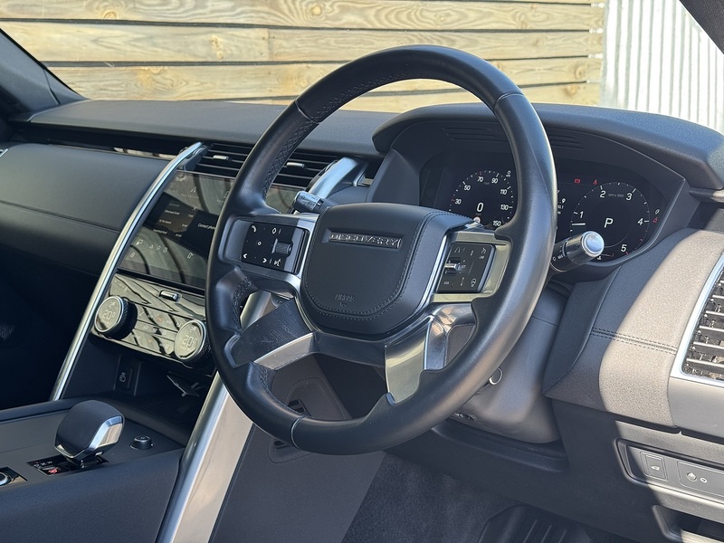 Land Rover Discovery 2021'71 D300 MHEV HSE Commercial | Rear Seat Conversion | Big Spec - U9052