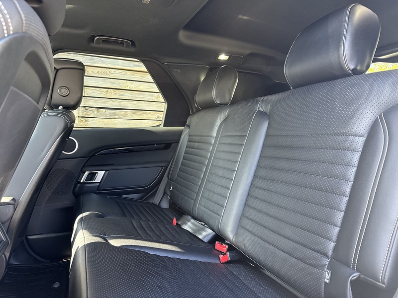 Land Rover Discovery 2021'71 D300 MHEV HSE Commercial | Rear Seat Conversion | Big Spec - U9052