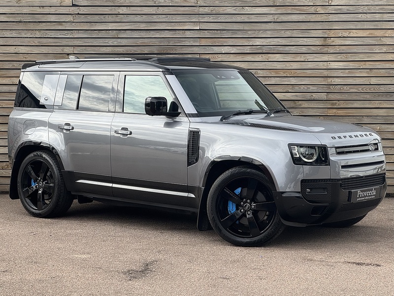 Land Rover Defender 110 2024'24 D300 MHEV X-Dynamic HSE | Pan Roof | Heated Steering Wheel - U9062
