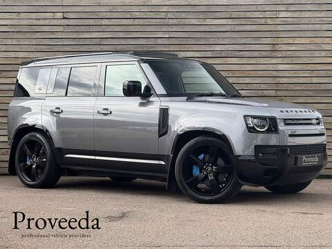 Land Rover Defender 110 D300 MHEV Dynamic SE 3.0 5dr SUV Automatic Diesel