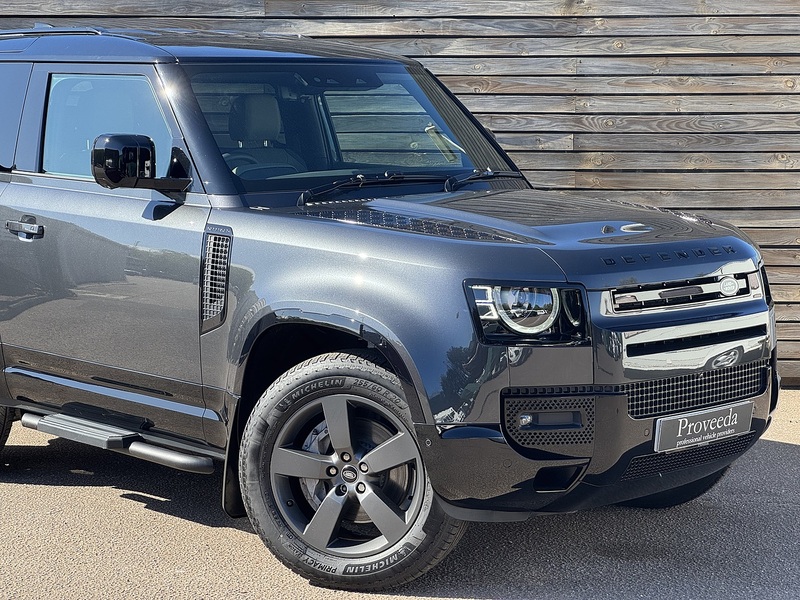Land Rover Defender 90 2024'74 D350 MHEV X-Dynamic SE | Side Steps | Spoiler - U9077