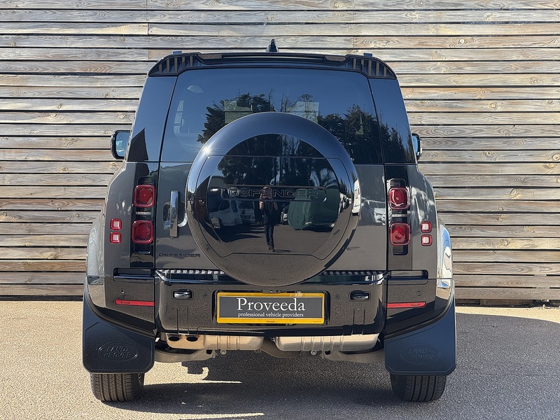 Land Rover Defender 90 2024'74 D350 MHEV X-Dynamic SE | Side Steps | Spoiler - U9077