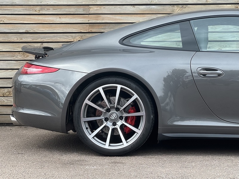 Porsche 911 2013'63 991 Carrera 4S | Low Miles | Best Example Available - U9079