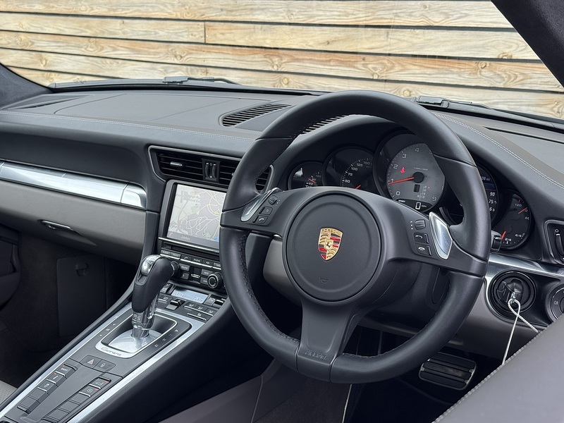 Porsche 911 2013'63 991 Carrera 4S | Low Miles | Best Example Available - U9079