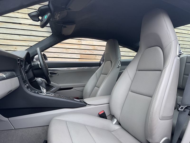 Porsche 911 2013'63 991 Carrera 4S | Low Miles | Best Example Available - U9079