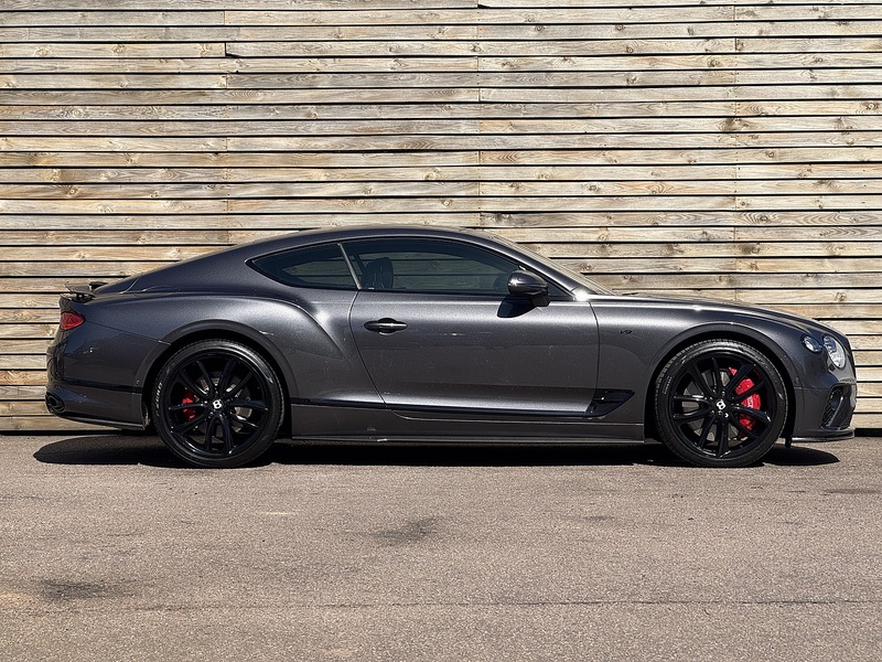 Bentley Continental 2022'72 V8 GT | Mulliner | Pan Roof - U9090
