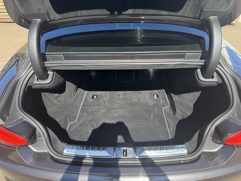 Bentley Continental 2022'72 V8 GT | Mulliner | Pan Roof - U9090
