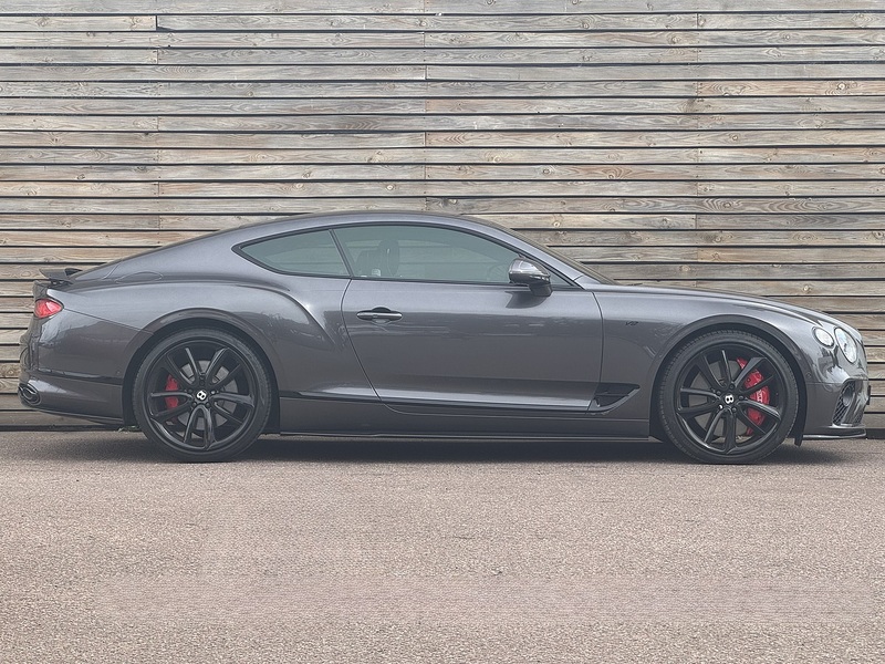 Bentley Continental 2022'72 V8 GT | Mulliner | Pan Roof - U9090