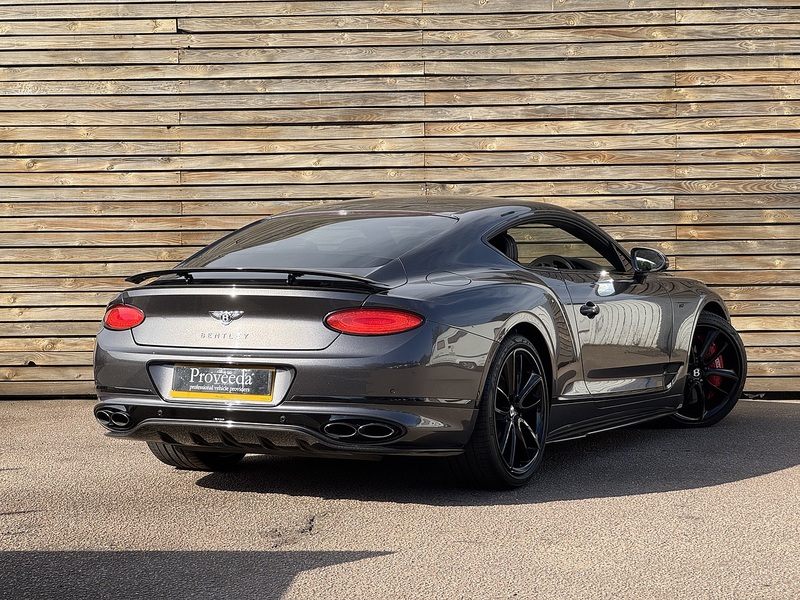 Bentley Continental 2022'72 V8 GT | Mulliner | Pan Roof | Rotating screen | NAIM - U9090