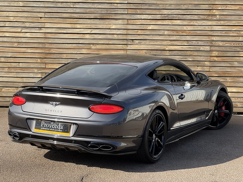 Bentley Continental 2022'72 V8 GT | Mulliner | Pan Roof | Rotating screen | NAIM - U9090