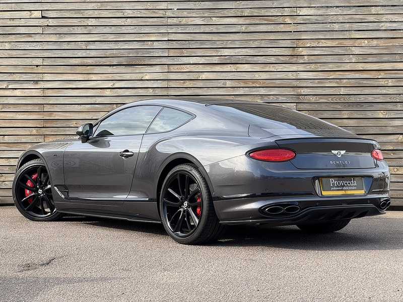 Bentley Continental 2022'72 V8 GT | Mulliner | Pan Roof | Rotating screen | NAIM - U9090